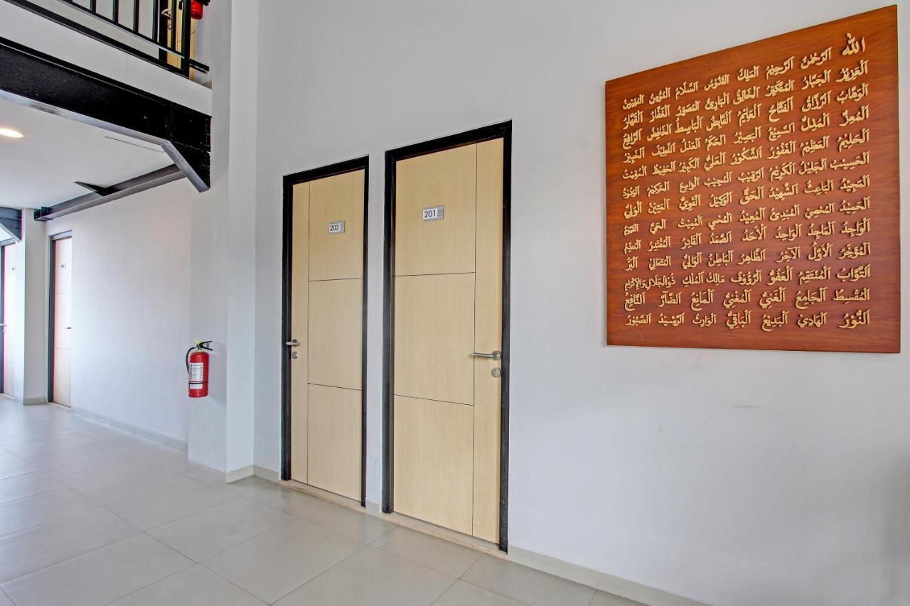 Capital O 91377 Mk Prime Syariah Hotel Semarang Luaran gambar